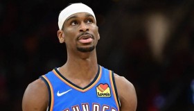 AIYOUXI-包含俄克拉荷马雷霆更衣室发声备战NBA季后赛布莱顿窗口期单刀错失，Doinb连续五场比赛得分超过突破纪录看傻球迷的词条
